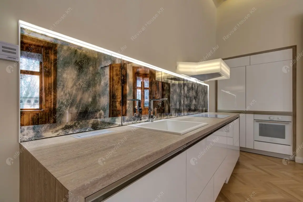 Kiadó albérlet 648000 Ft/hó áron: Budapest, V. kerület  Október 6. utca. Mérete: 90 nm, 3 szobás | Alberlet.hu - 6593333