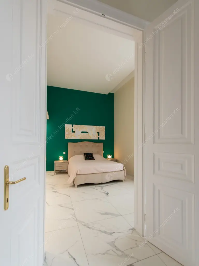 Kiadó albérlet 950000 Ft/hó áron: Budapest, V. kerület  Papnövelde utca. Mérete: 160 nm, 4 szobás | Alberlet.hu - 6603445