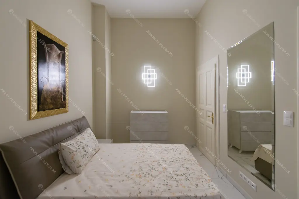 Kiadó albérlet 950000 Ft/hó áron: Budapest, V. kerület  Papnövelde utca. Mérete: 160 nm, 4 szobás | Alberlet.hu - 6655507