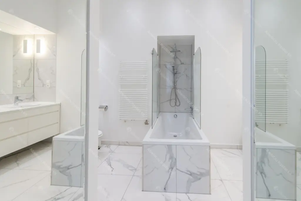 Kiadó albérlet 950000 Ft/hó áron: Budapest, V. kerület  Papnövelde utca. Mérete: 160 nm, 4 szobás | Alberlet.hu - 6655512