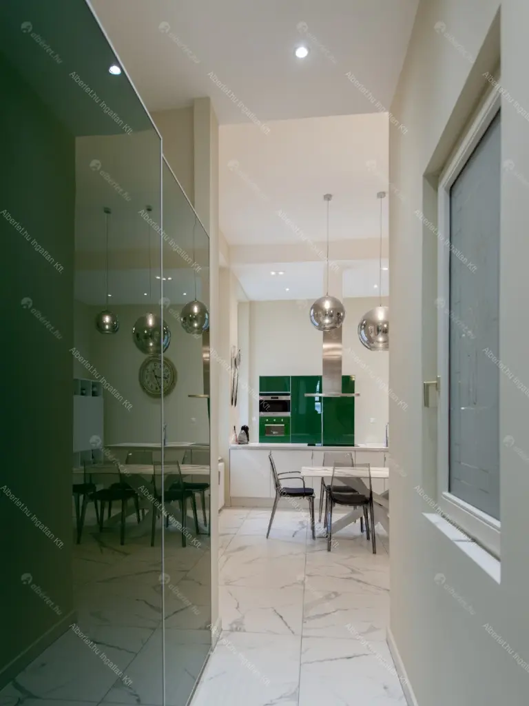 Kiadó albérlet 950000 Ft/hó áron: Budapest, V. kerület  Papnövelde utca. Mérete: 160 nm, 4 szobás | Alberlet.hu - 6655513