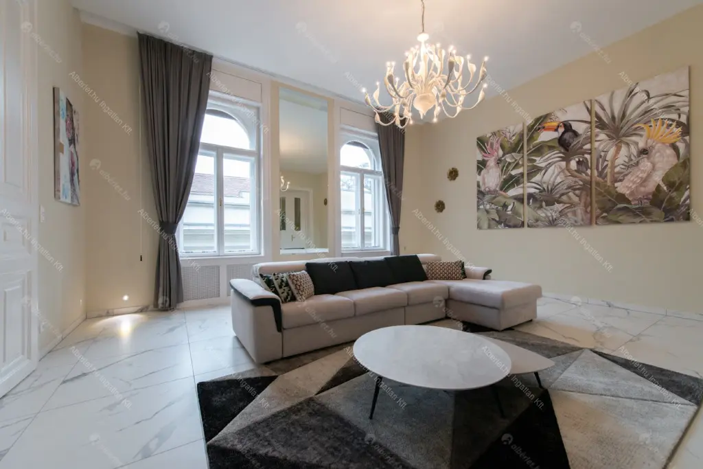 Kiadó albérlet 950000 Ft/hó áron: Budapest, V. kerület  Papnövelde utca. Mérete: 160 nm, 4 szobás | Alberlet.hu - 6655528