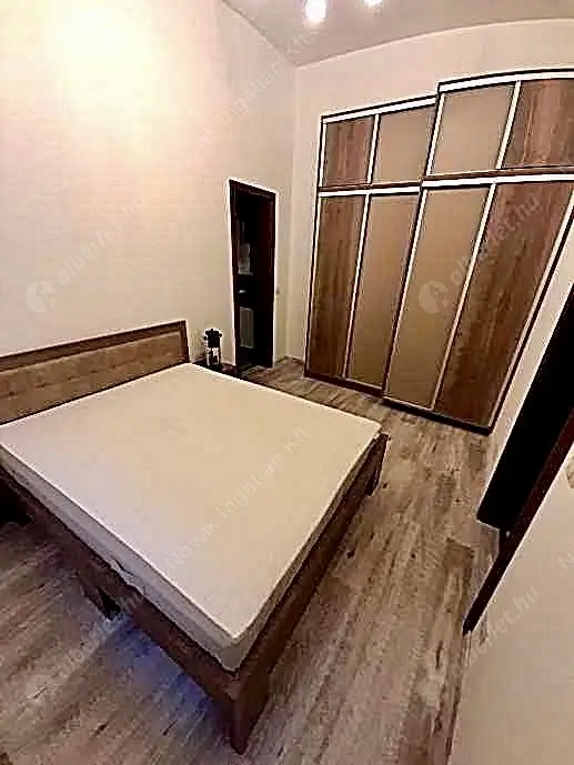 Kiadó albérlet 350000 Ft/hó áron: Budapest, V. kerület  Papnövelde utca. Mérete: 22 nm, 2 szobás | Alberlet.hu - 6558377