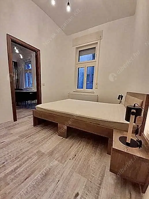 Kiadó albérlet 350000 Ft/hó áron: Budapest, V. kerület  Papnövelde utca. Mérete: 22 nm, 2 szobás | Alberlet.hu - 6558378