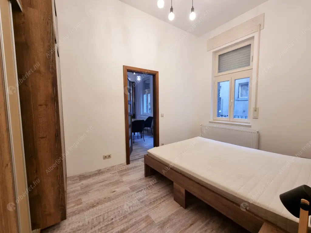 Kiadó albérlet 350000 Ft/hó áron: Budapest, V. kerület  Papnövelde utca. Mérete: 55 nm, 2 szobás | Alberlet.hu - 6556854