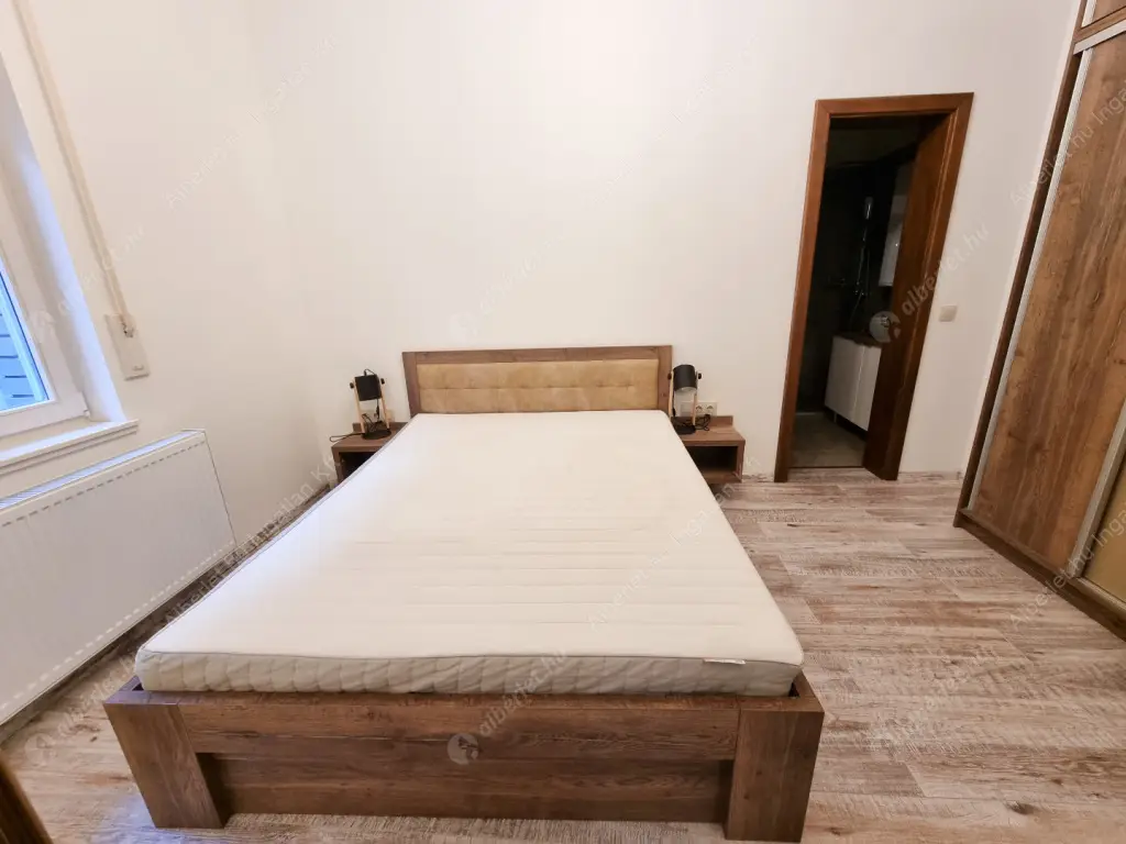 Kiadó albérlet 350000 Ft/hó áron: Budapest, V. kerület  Papnövelde utca. Mérete: 55 nm, 2 szobás | Alberlet.hu - 6588856