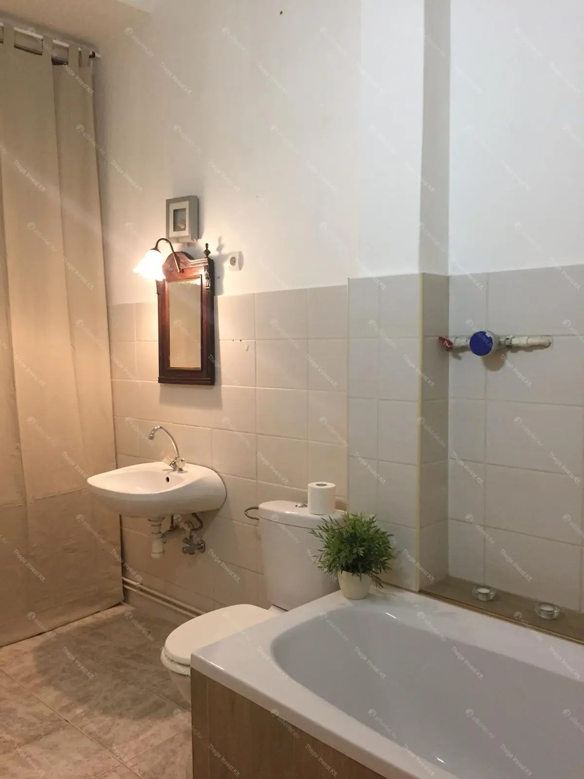 Kiadó albérlet 300000 Ft/hó áron: Budapest, V. kerület  Papnövelde utca. Mérete: 70 nm, 2 szobás | Alberlet.hu - 6691831