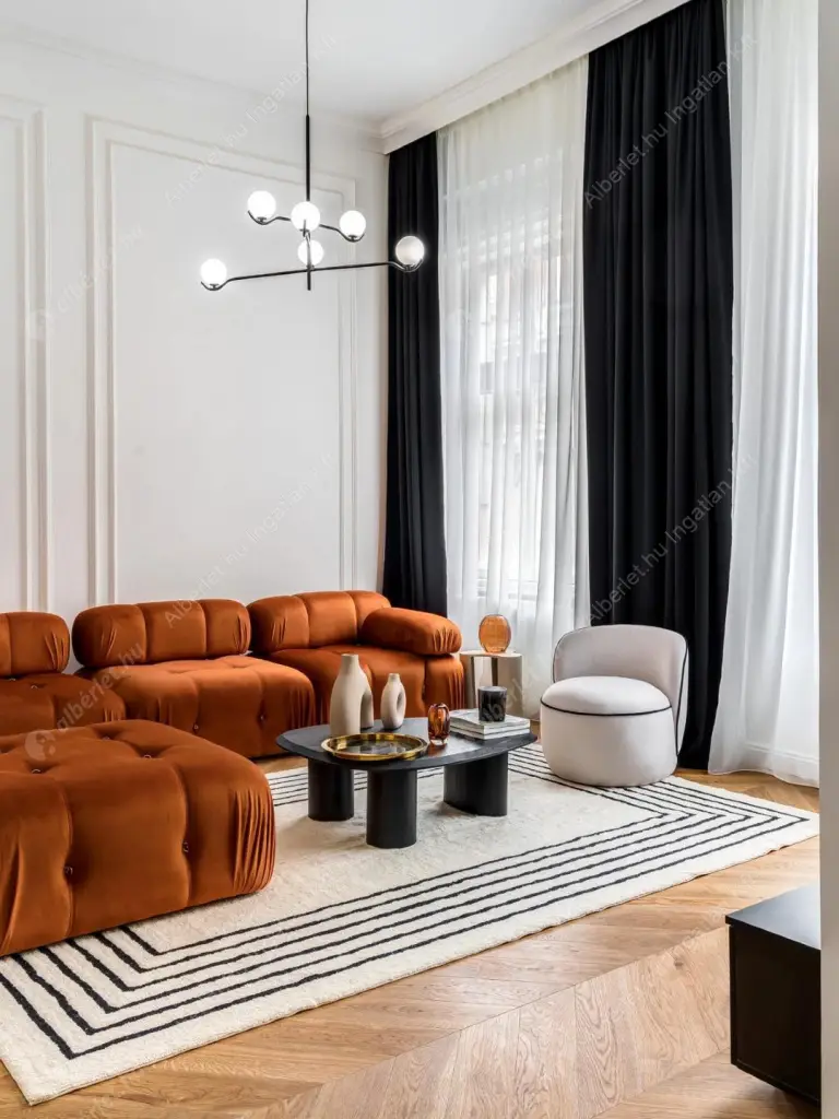 Kiadó albérlet 1000000 Ft/hó áron: Budapest, V. kerület  Párizsi utca. Mérete: 81 nm, 3 szobás | Alberlet.hu - 6633940