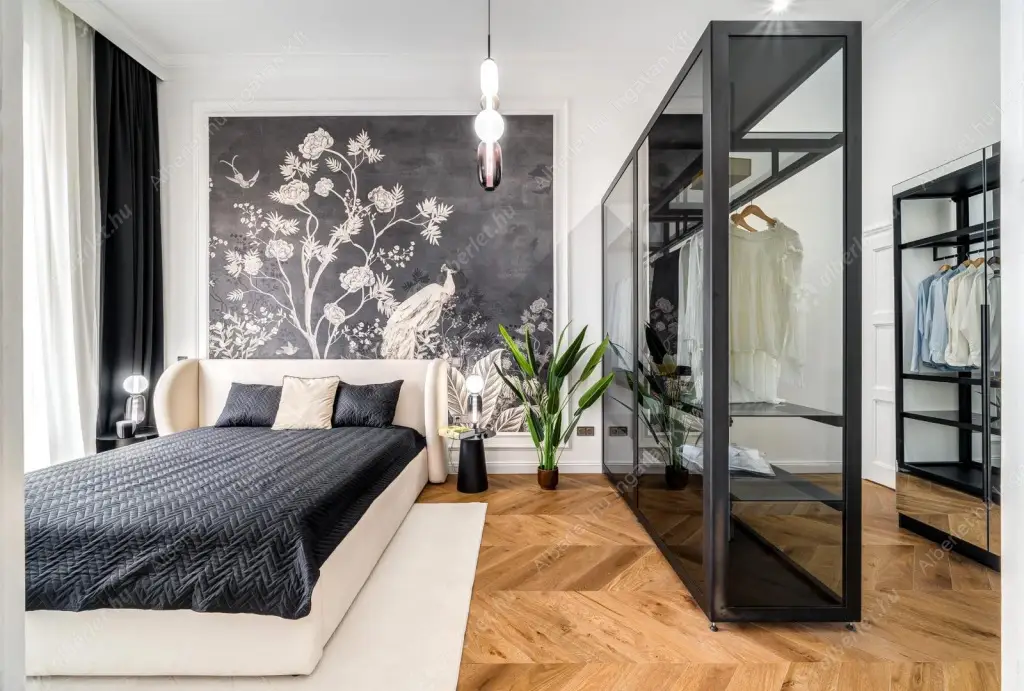 Kiadó albérlet 1000000 Ft/hó áron: Budapest, V. kerület  Párizsi utca. Mérete: 81 nm, 3 szobás | Alberlet.hu - 6633945