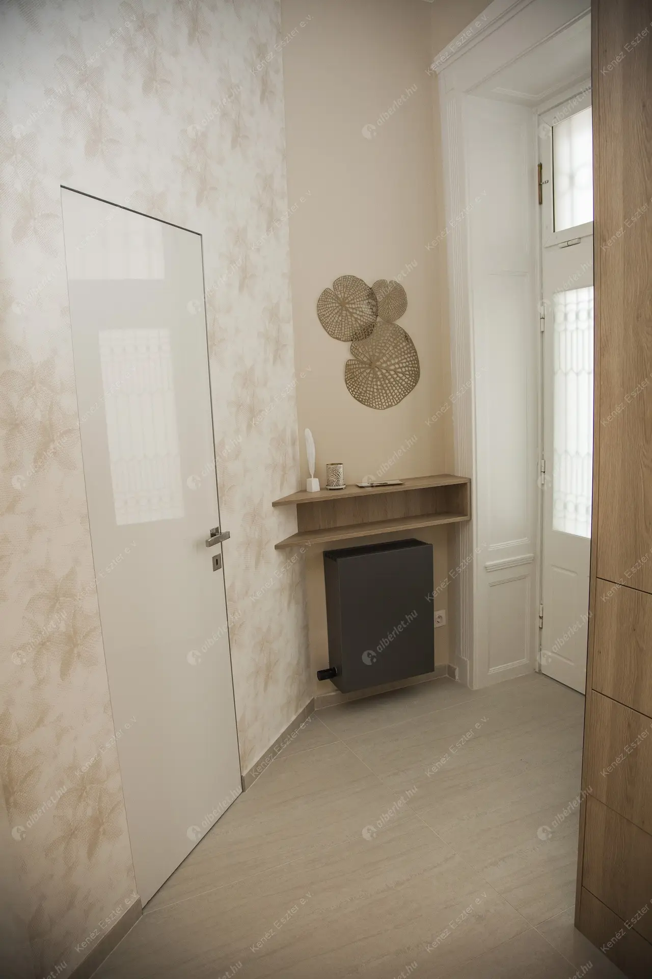 Kiadó albérlet 990000 Ft/hó áron: Budapest, V. kerület  Petőfi Sándor utca. Mérete: 127 nm, 3 szobás | Alberlet.hu - 6374932