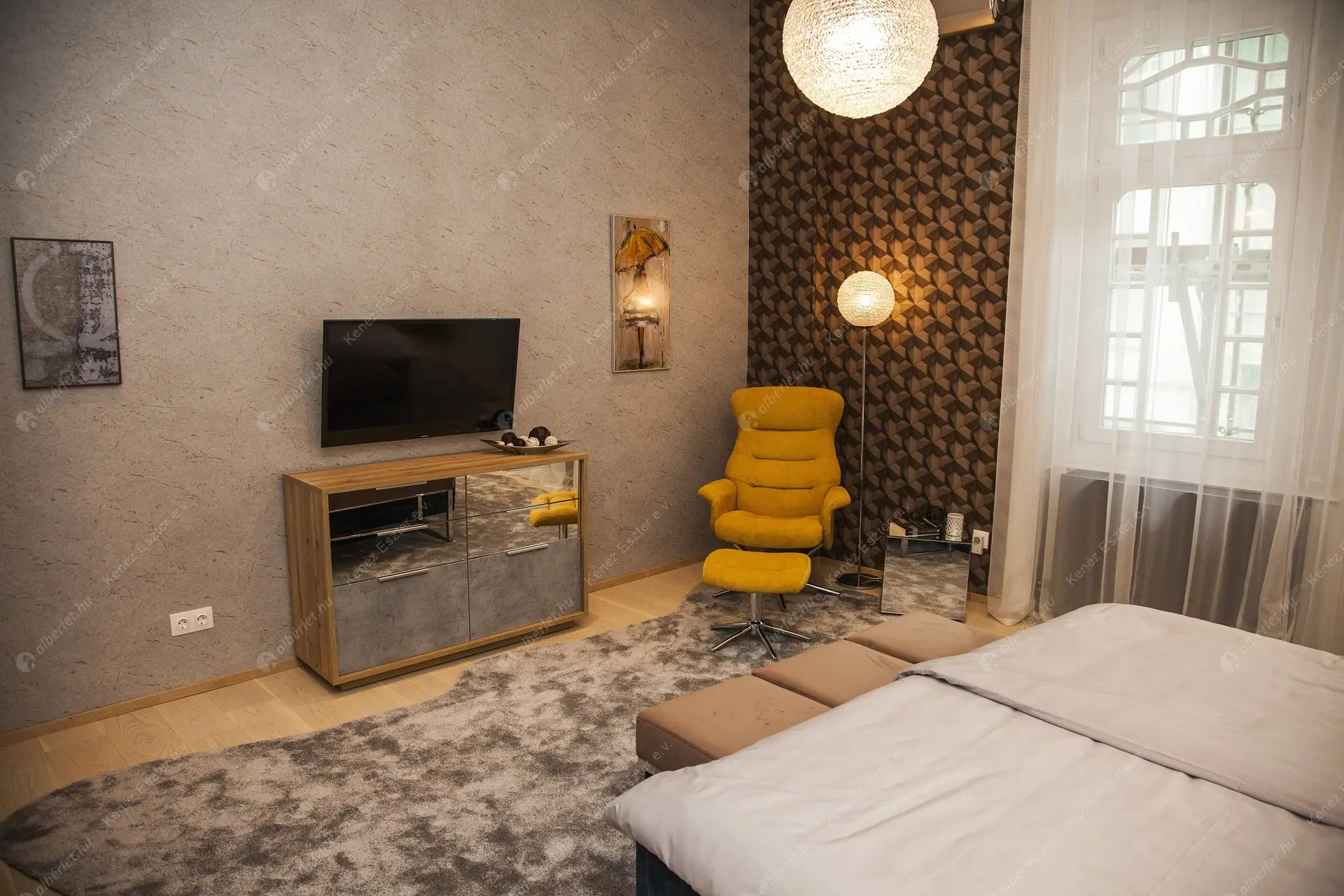 Kiadó albérlet 990000 Ft/hó áron: Budapest, V. kerület  Petőfi Sándor utca. Mérete: 127 nm, 3 szobás | Alberlet.hu - 6374948