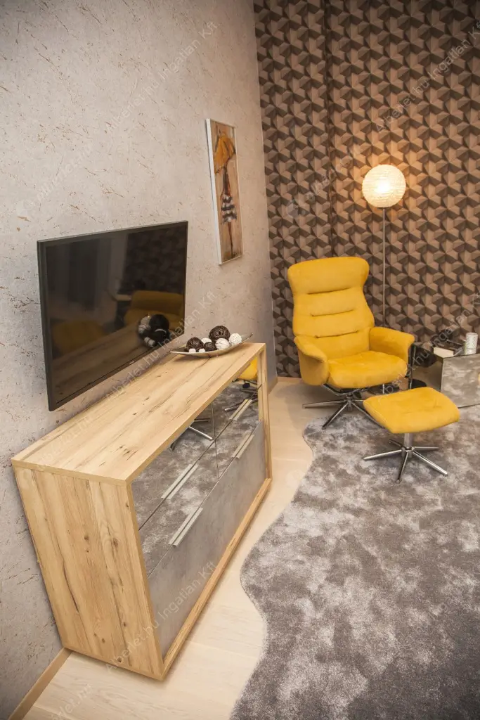 Kiadó albérlet 950000 Ft/hó áron: Budapest, V. kerület  Petőfi Sándor utca. Mérete: 127 nm, 3 szobás | Alberlet.hu - 6617640