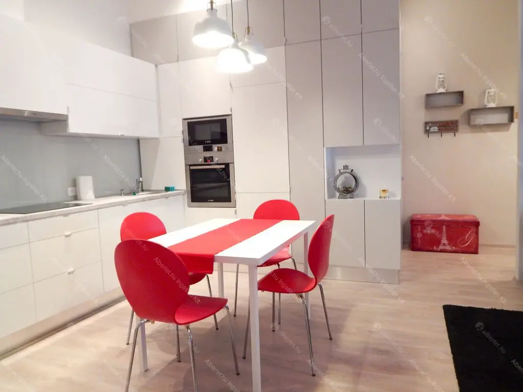 Kiadó albérlet 361000 Ft/hó áron: Budapest, V. kerület  Petőfi Sándor utca. Mérete: 45 nm, 2 szobás | Alberlet.hu - 6682616