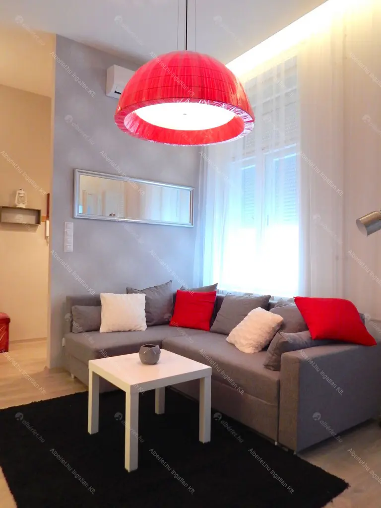 Kiadó albérlet 361000 Ft/hó áron: Budapest, V. kerület  Petőfi Sándor utca. Mérete: 45 nm, 2 szobás | Alberlet.hu - 6682617