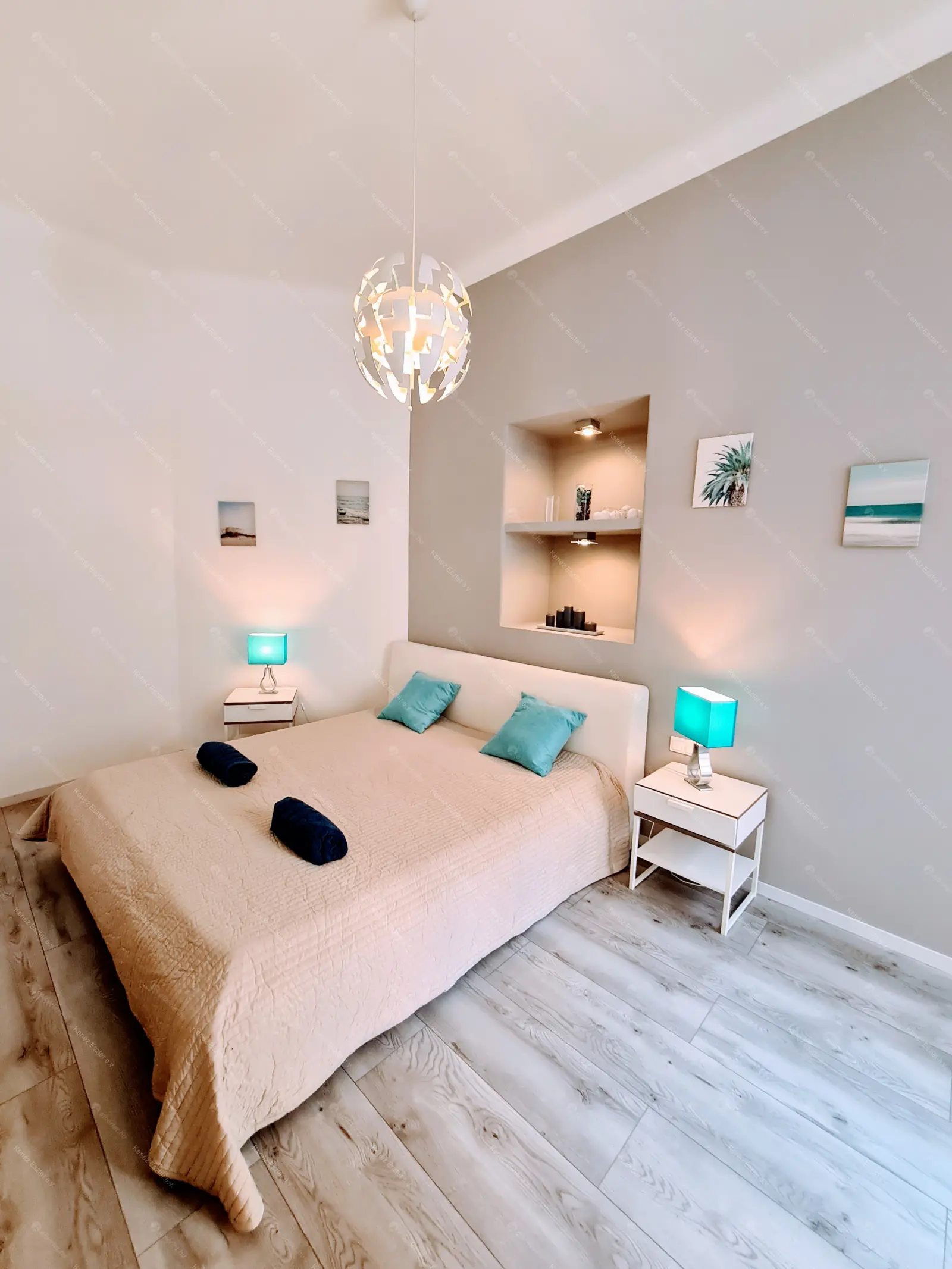 Kiadó albérlet 320000 Ft/hó áron: Budapest, V. kerület  Petőfi Sándor utca. Mérete: 60 nm, 2 szobás | Alberlet.hu - 6707320