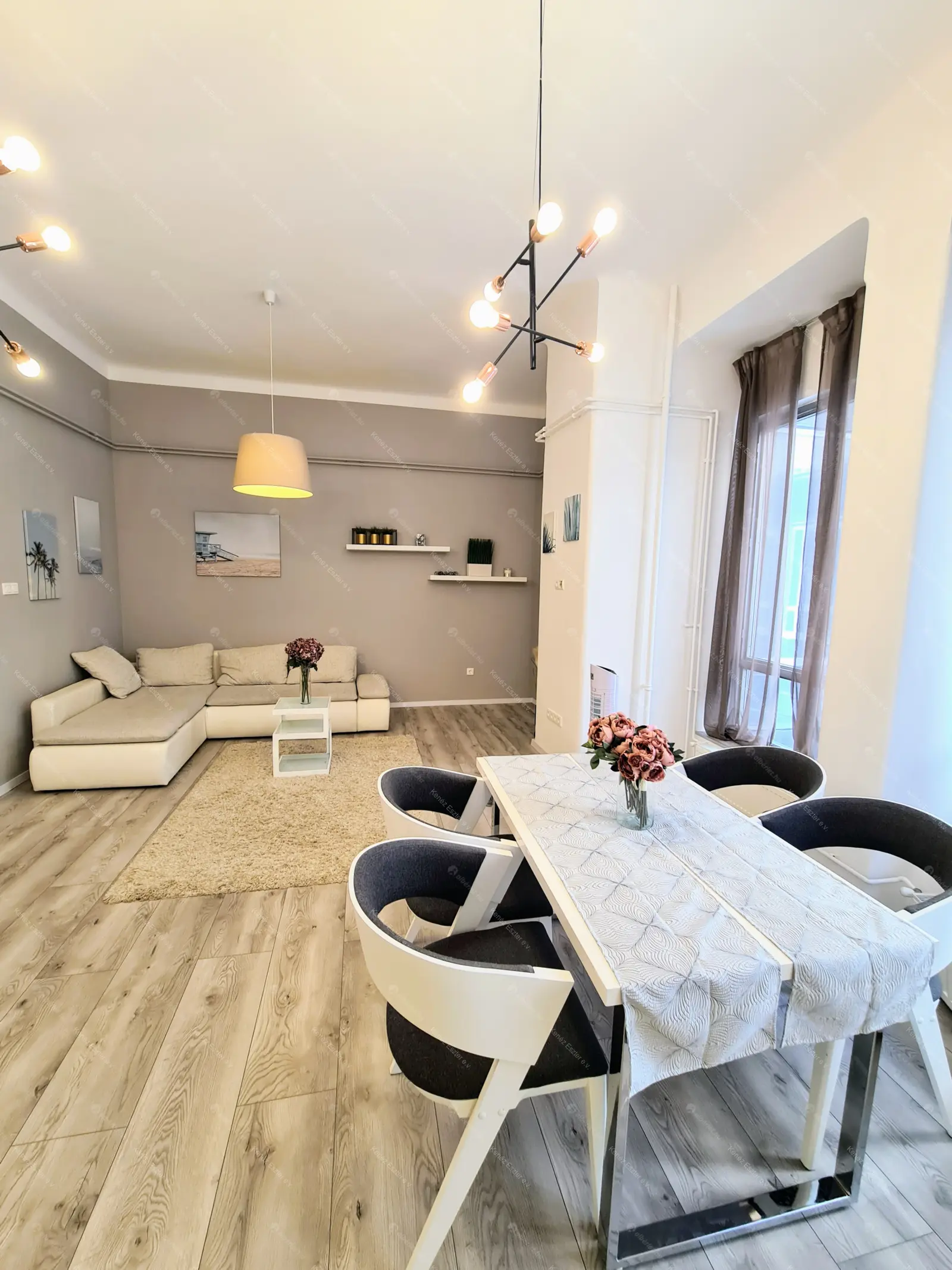 Kiadó albérlet 320000 Ft/hó áron: Budapest, V. kerület  Petőfi Sándor utca. Mérete: 60 nm, 2 szobás | Alberlet.hu - 6707327