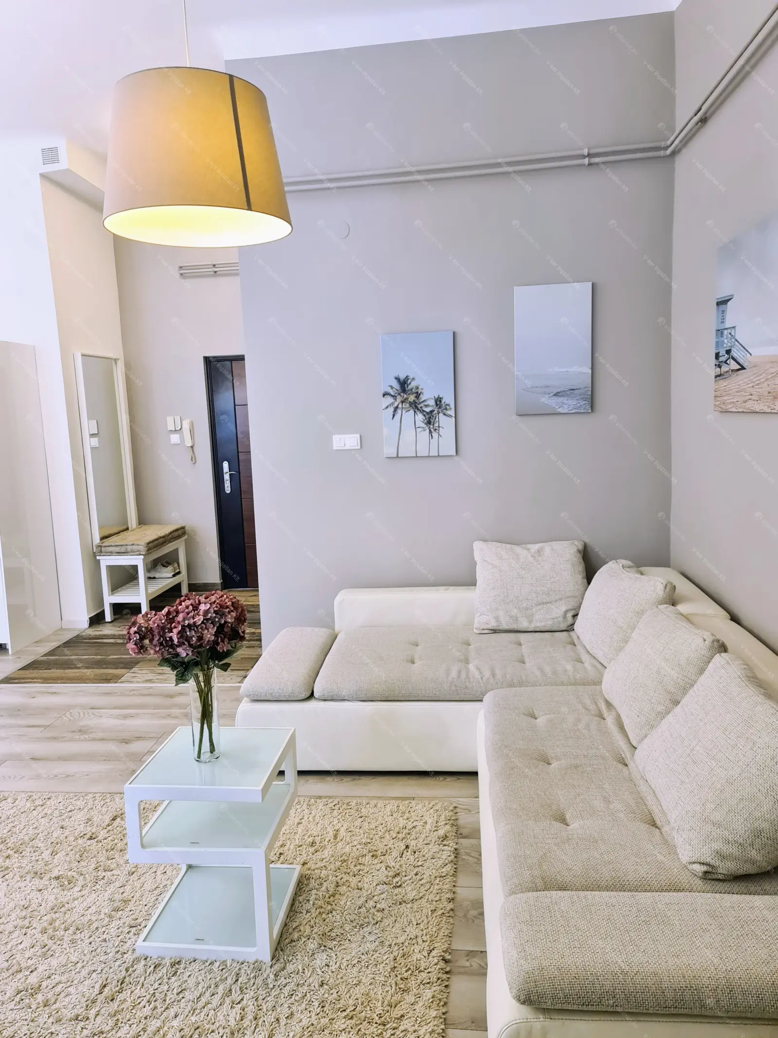 Kiadó albérlet 345000 Ft/hó áron: Budapest, V. kerület  Petőfi Sándor utca. Mérete: 60 nm, 2 szobás | Alberlet.hu - 6707869