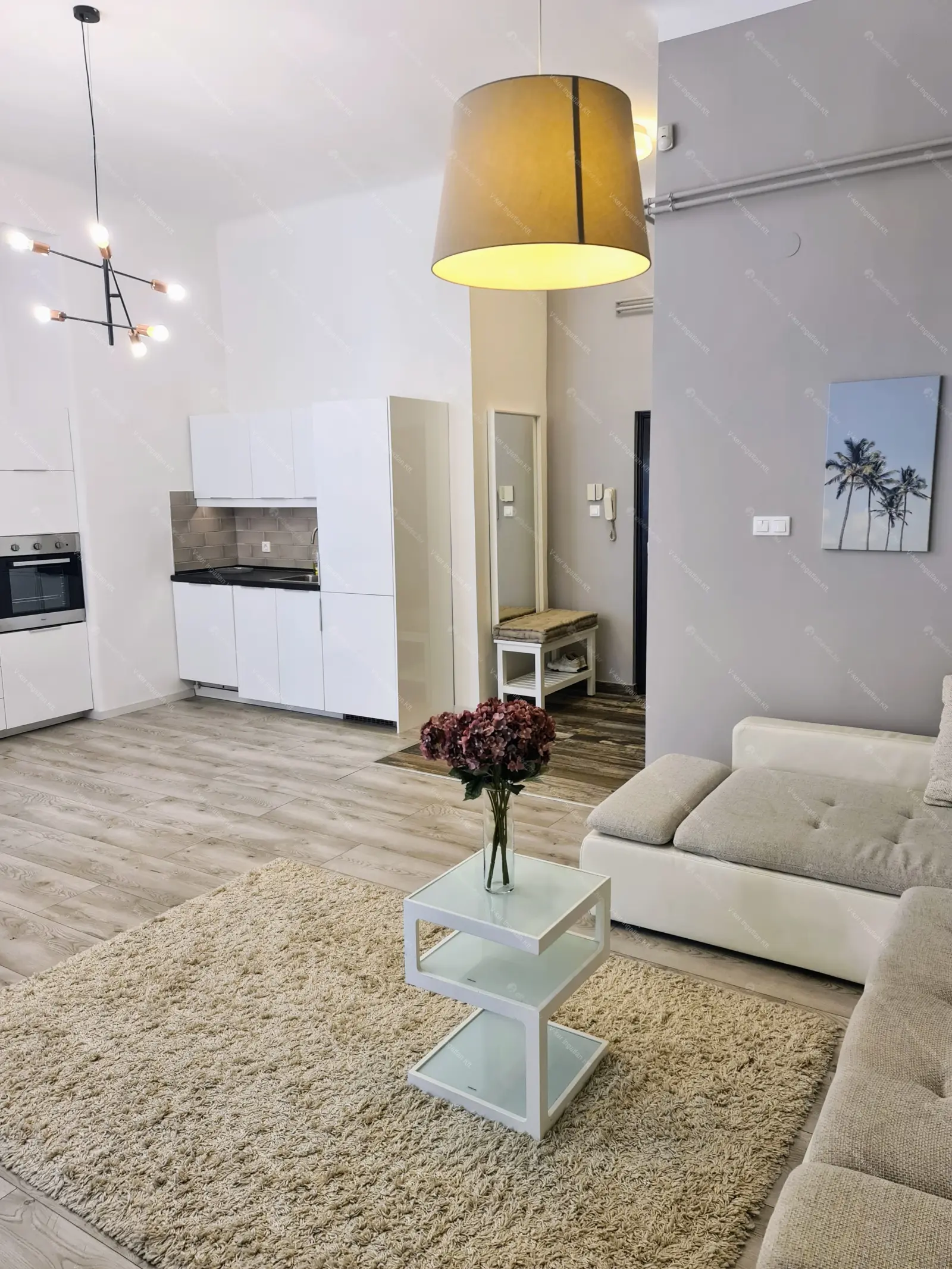 Kiadó albérlet 345000 Ft/hó áron: Budapest, V. kerület  Petőfi Sándor utca. Mérete: 60 nm, 2 szobás | Alberlet.hu - 6707870