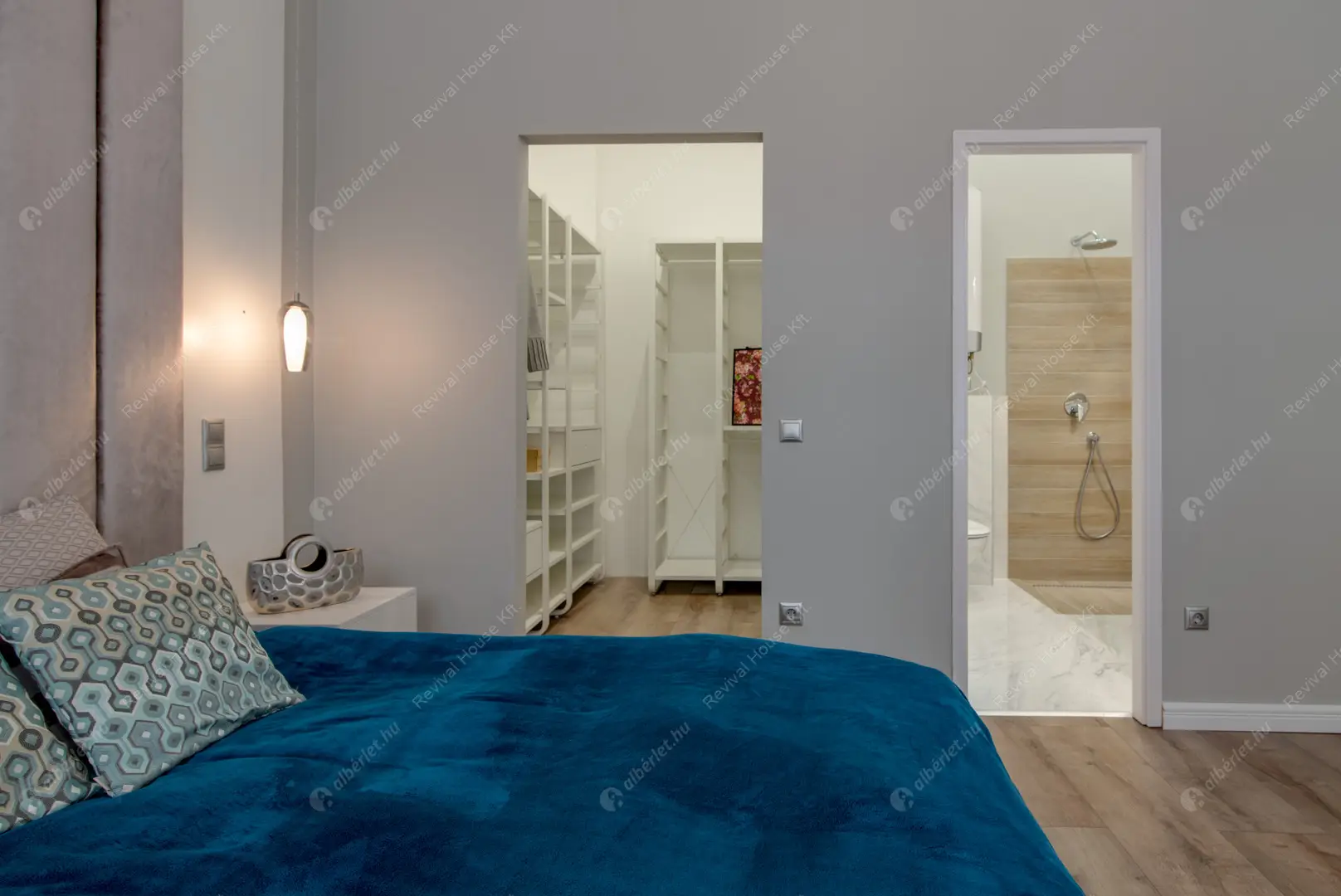 Kiadó albérlet 614000 Ft/hó áron: Budapest, V. kerület  Petőfi Sándor utca. Mérete: 65 nm, 3 szobás | Alberlet.hu - 6586145