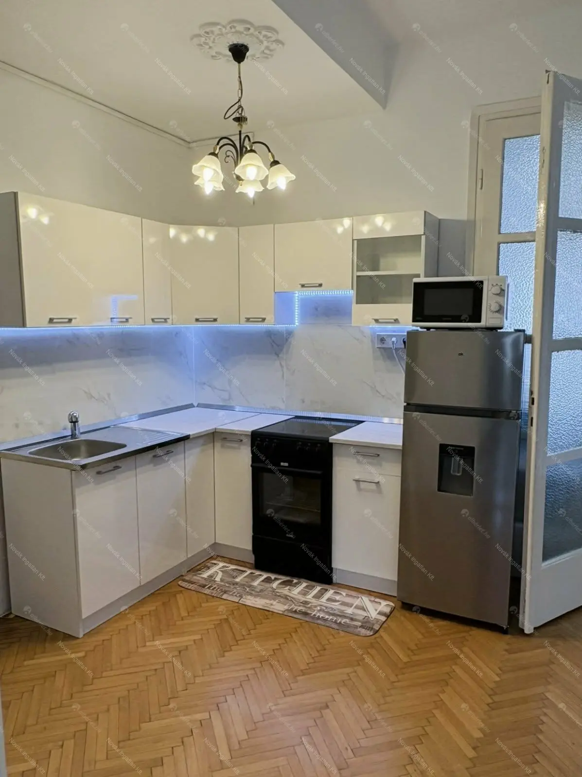 Kiadó albérlet 340000 Ft/hó áron: Budapest, V. kerület  Petőfi Sándor utca. Mérete: 67 nm, 2 szobás | Alberlet.hu - 6696542