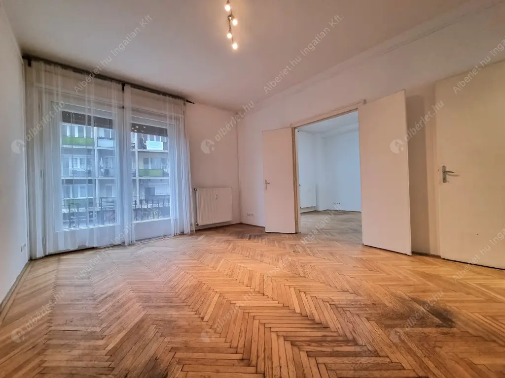 Kiadó albérlet 572000 Ft/hó áron: Budapest, V. kerület  Petőfi tér. Mérete: 113 nm, 3 szobás | Alberlet.hu - 6590410