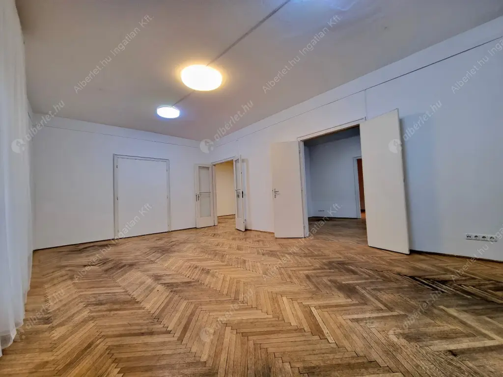 Kiadó albérlet 519000 Ft/hó áron: Budapest, V. kerület  Petőfi tér. Mérete: 113 nm, 3 szobás | Alberlet.hu - 6615146