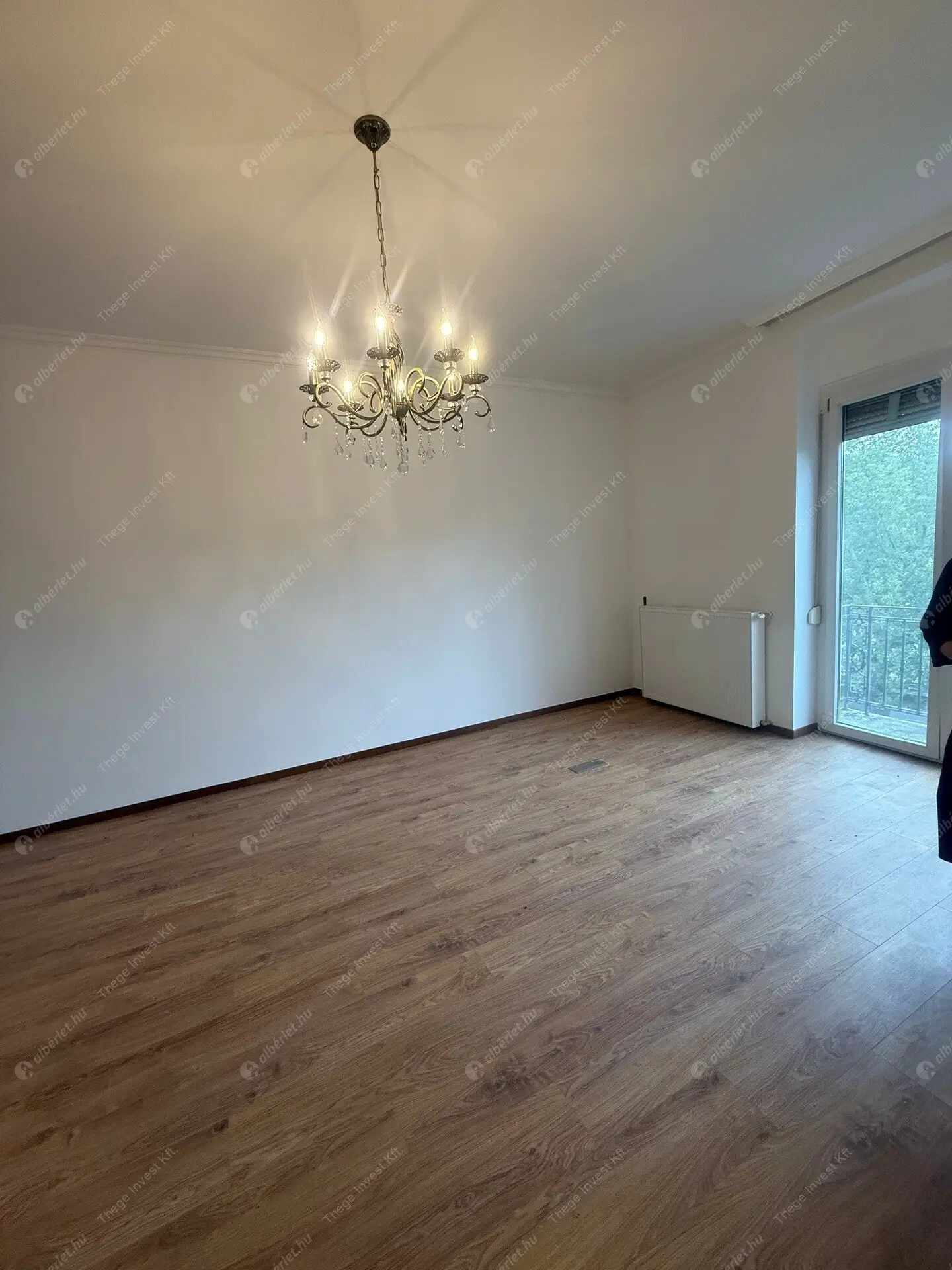 Kiadó albérlet 1600000 Ft/hó áron: Budapest, V. kerület  Petőfi tér. Mérete: 153 nm, 4 szobás | Alberlet.hu - 6498321