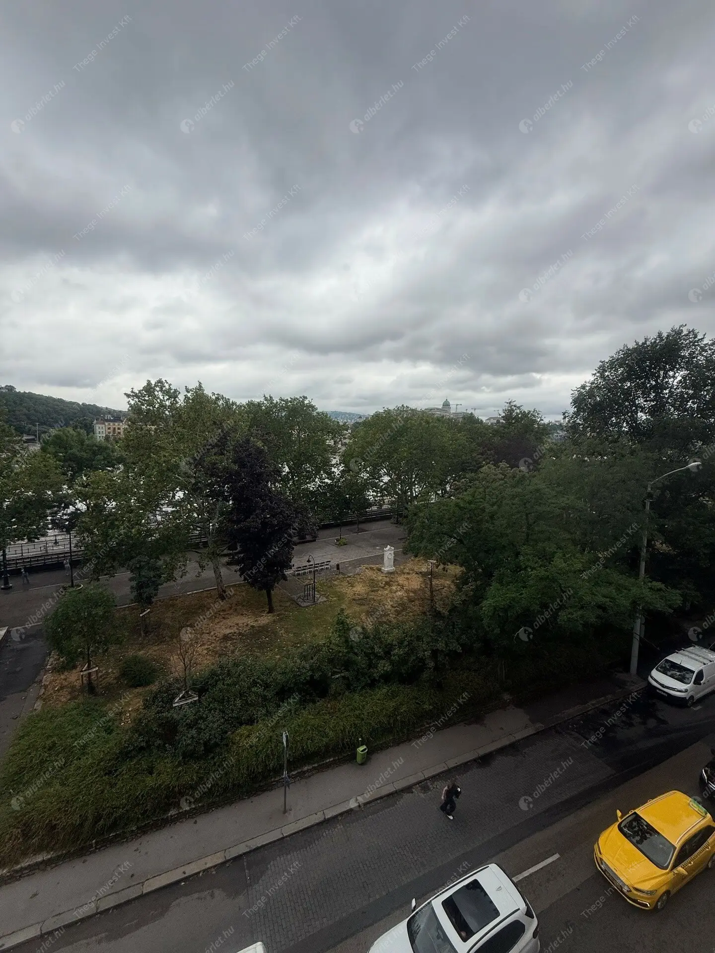 Kiadó albérlet 1600000 Ft/hó áron: Budapest, V. kerület  Petőfi tér. Mérete: 153 nm, 4 szobás | Alberlet.hu - 6498323