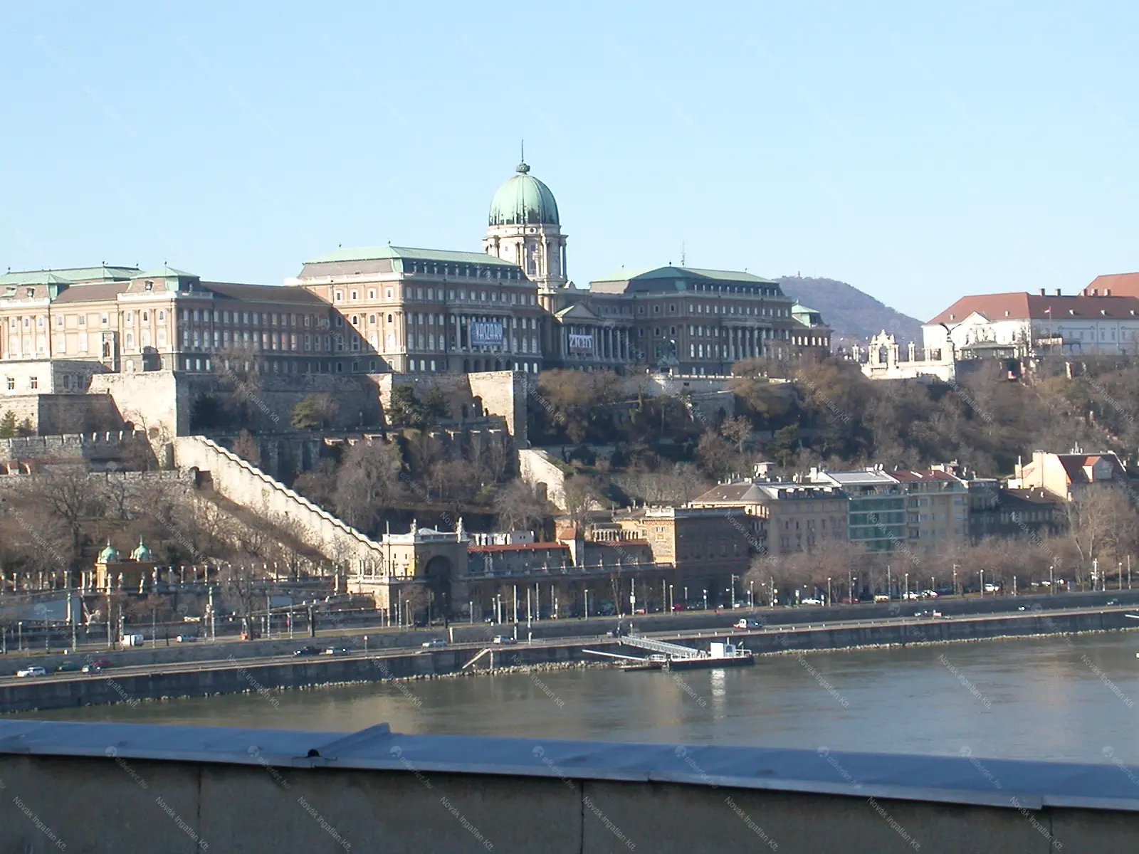 Kiadó albérlet 350000 Ft/hó áron: Budapest, V. kerület  Petőfi tér. Mérete: 32 nm, 2 szobás | Alberlet.hu - 6709879