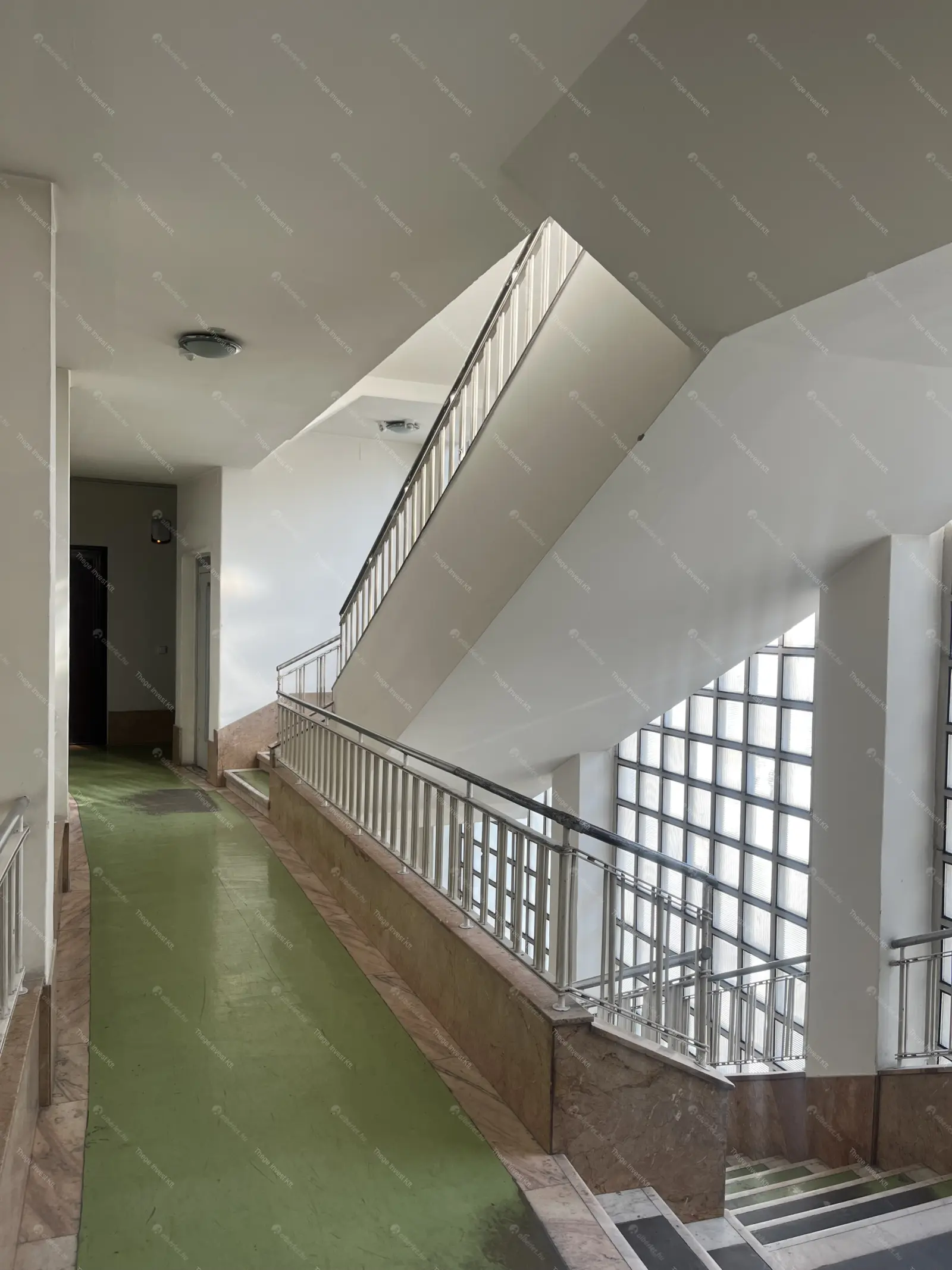 Kiadó albérlet 450000 Ft/hó áron: Budapest, V. kerület  Petőfi tér. Mérete: 78 nm, 3 szobás | Alberlet.hu - 6688314