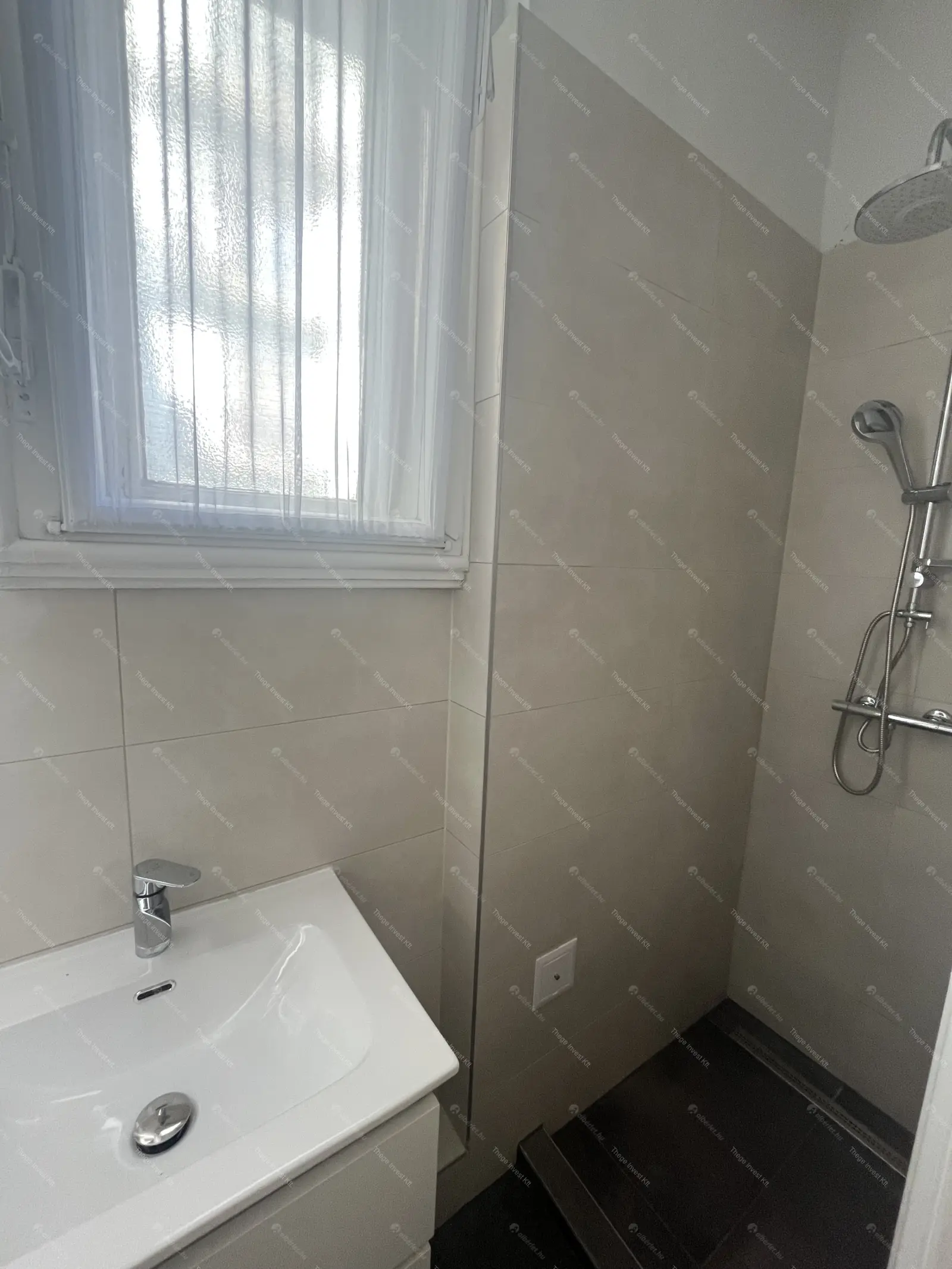 Kiadó albérlet 450000 Ft/hó áron: Budapest, V. kerület  Petőfi tér. Mérete: 78 nm, 3 szobás | Alberlet.hu - 6688328