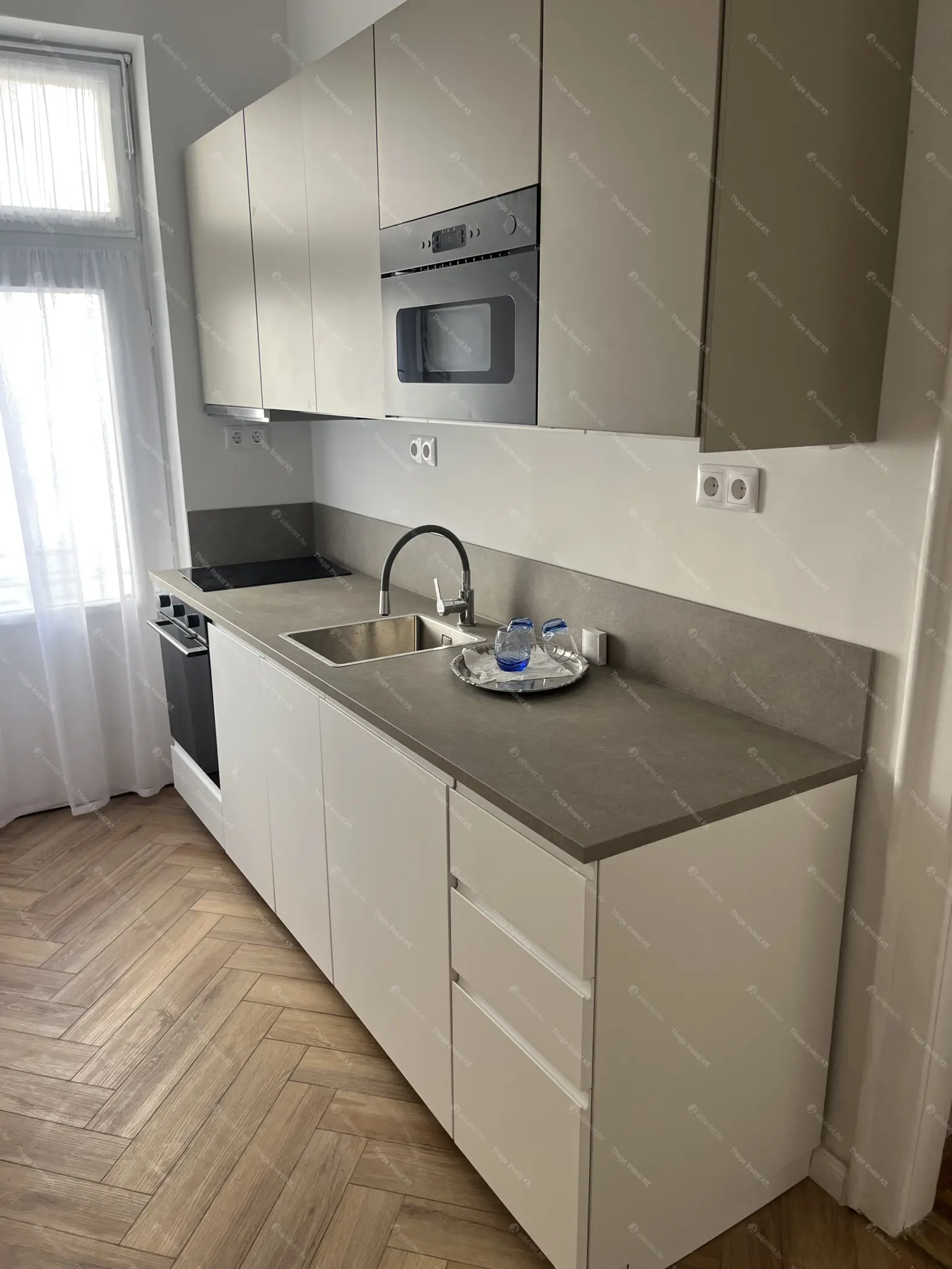 Kiadó albérlet 450000 Ft/hó áron: Budapest, V. kerület  Petőfi tér. Mérete: 78 nm, 3 szobás | Alberlet.hu - 6688334