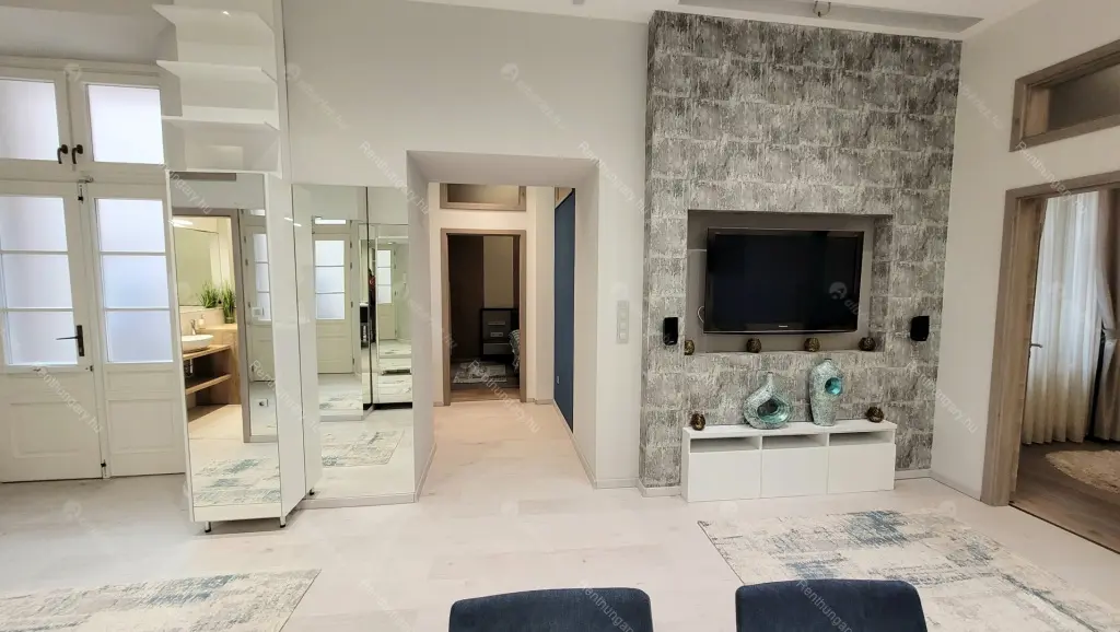 Kiadó albérlet 530000 Ft/hó áron: Budapest, V. kerület  Régi posta utca. Mérete: 73 nm, 3 szobás | Alberlet.hu - 6668159