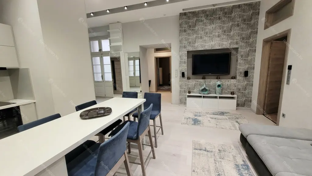 Kiadó albérlet 570000 Ft/hó áron: Budapest, V. kerület  Régi posta utca. Mérete: 73 nm, 3 szobás | Alberlet.hu - 6672102