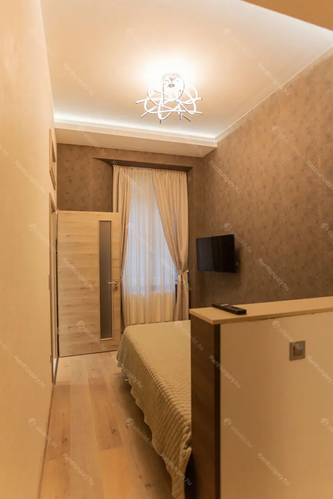 Kiadó albérlet 570000 Ft/hó áron: Budapest, V. kerület  Régi posta utca. Mérete: 73 nm, 3 szobás | Alberlet.hu - 6672115