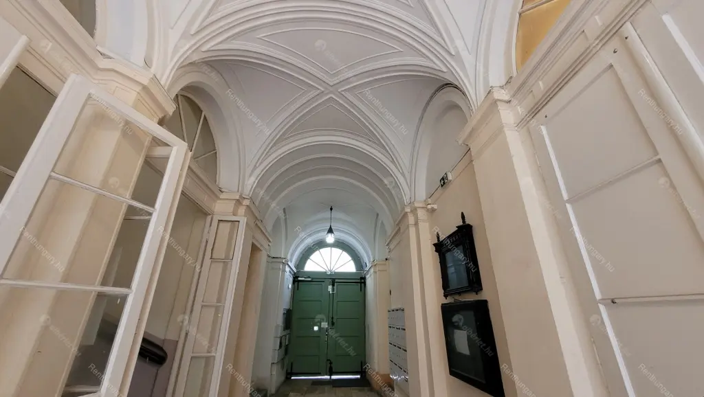 Kiadó albérlet 530000 Ft/hó áron: Budapest, V. kerület  Régi posta utca. Mérete: 83 nm, 3 szobás | Alberlet.hu - 6701004