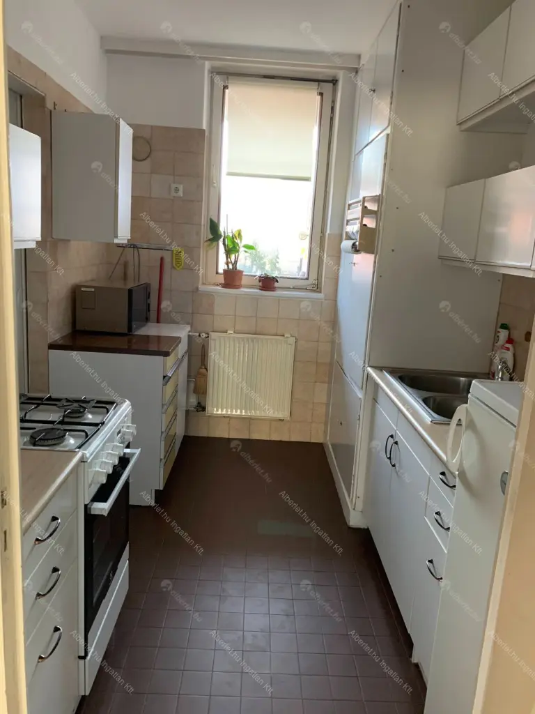 Kiadó albérlet 280000 Ft/hó áron: Budapest, V. kerület  Semmelweis utca. Mérete: 60 nm, 3 szobás | Alberlet.hu - 6690850