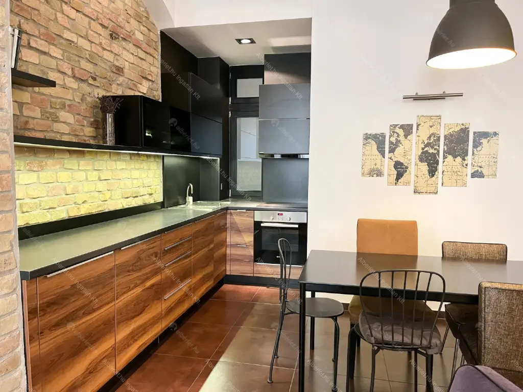 Kiadó albérlet 500000 Ft/hó áron: Budapest, V. kerület  Só utca. Mérete: 81 nm, 3 szobás | Alberlet.hu - 6682651