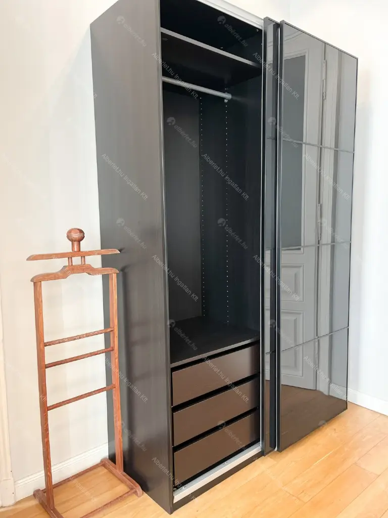 Kiadó albérlet 500000 Ft/hó áron: Budapest, V. kerület  Só utca. Mérete: 81 nm, 3 szobás | Alberlet.hu - 6682654