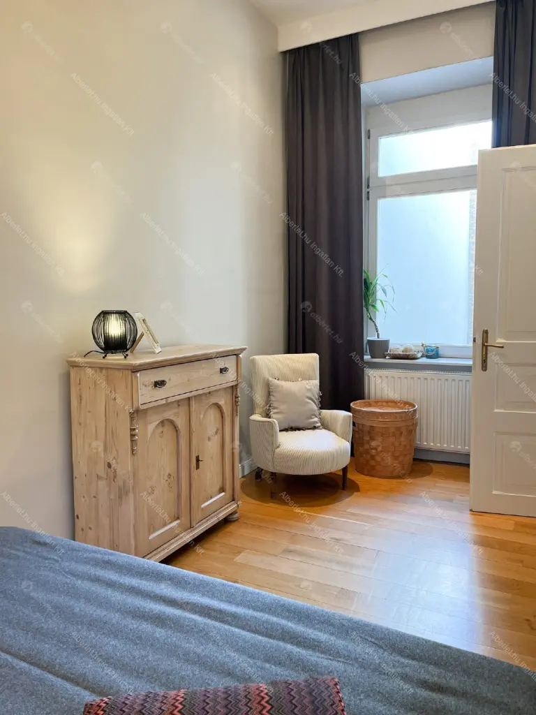 Kiadó albérlet 500000 Ft/hó áron: Budapest, V. kerület  Só utca. Mérete: 81 nm, 3 szobás | Alberlet.hu - 6682656