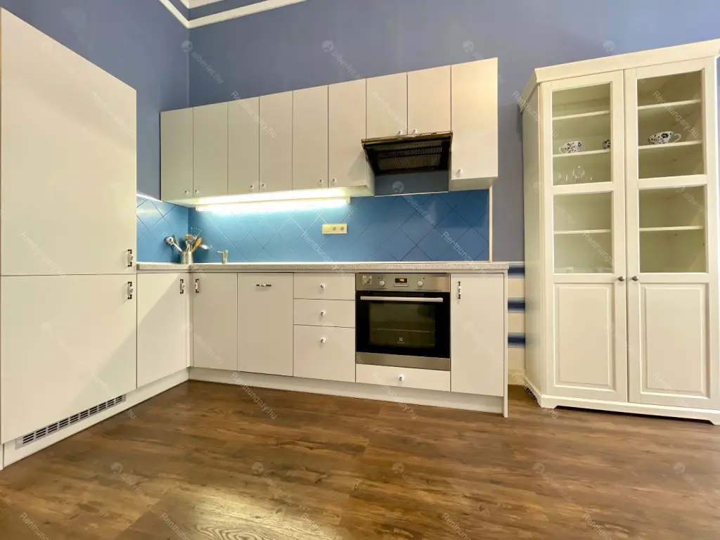 Kiadó albérlet 303000 Ft/hó áron: Budapest, V. kerület  Sörház utca. Mérete: 78 nm, 2 szobás | Alberlet.hu - 6693674