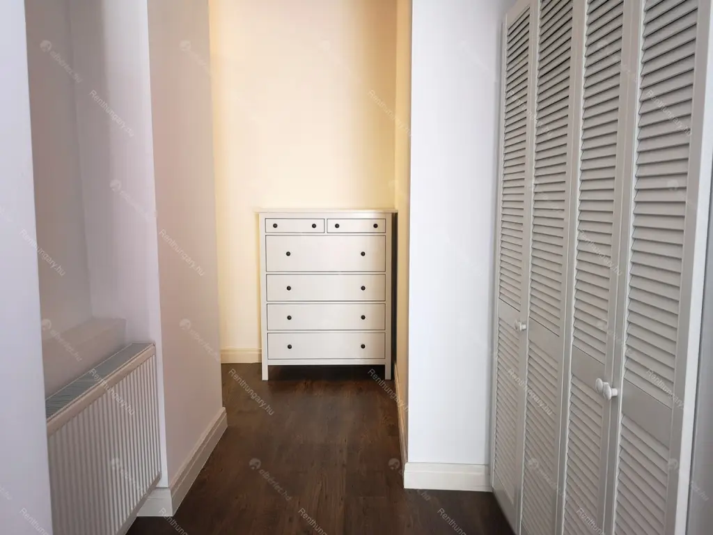 Kiadó albérlet 303000 Ft/hó áron: Budapest, V. kerület  Sörház utca. Mérete: 78 nm, 2 szobás | Alberlet.hu - 6693679