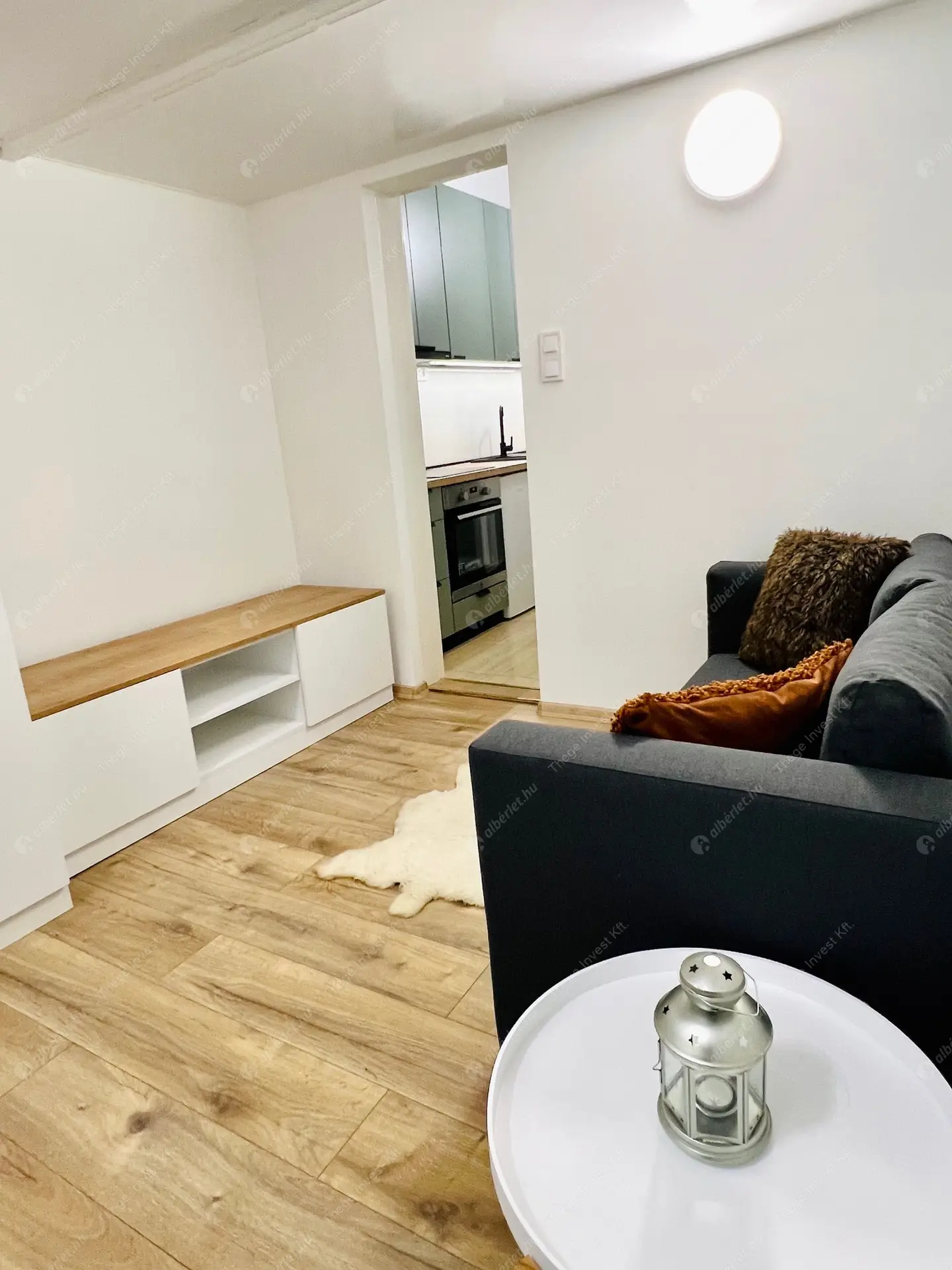 Kiadó albérlet 250000 Ft/hó áron: Budapest, V. kerület  Steindl Imre utca. Mérete: 39 nm, 1 szobás | Alberlet.hu - 6388127