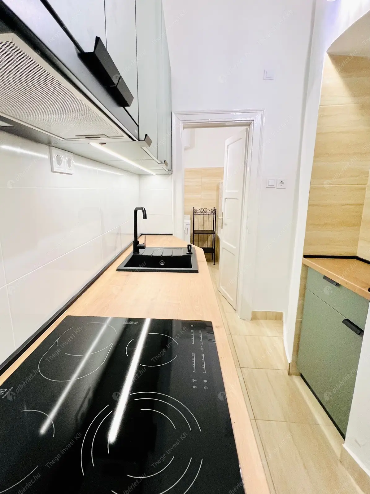 Kiadó albérlet 250000 Ft/hó áron: Budapest, V. kerület  Steindl Imre utca. Mérete: 39 nm, 1 szobás | Alberlet.hu - 6388129
