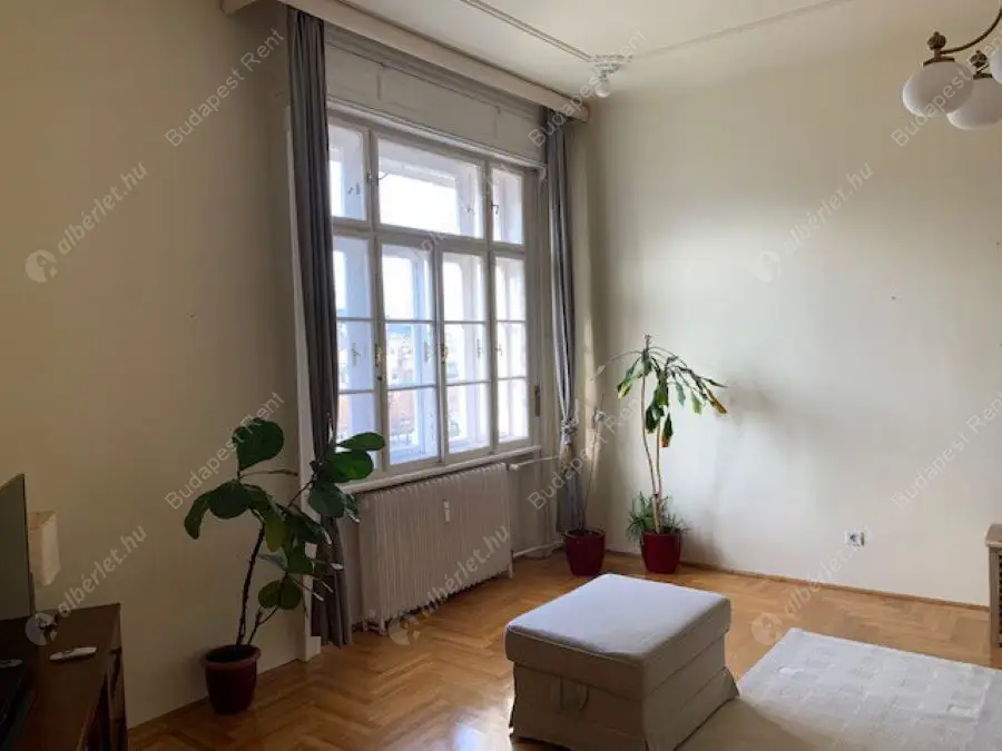 Kiadó albérlet 543000 Ft/hó áron: Budapest, V. kerület  Stollár Béla utca. Mérete: 96 nm, 3 szobás | Alberlet.hu - 5932974