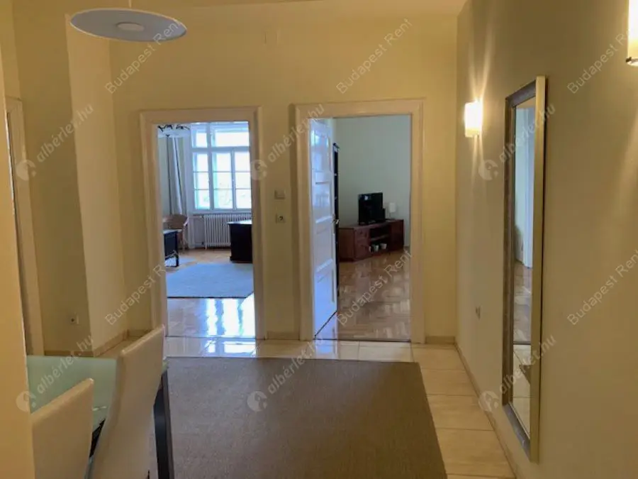 Kiadó albérlet 543000 Ft/hó áron: Budapest, V. kerület  Stollár Béla utca. Mérete: 96 nm, 3 szobás | Alberlet.hu - 5932978