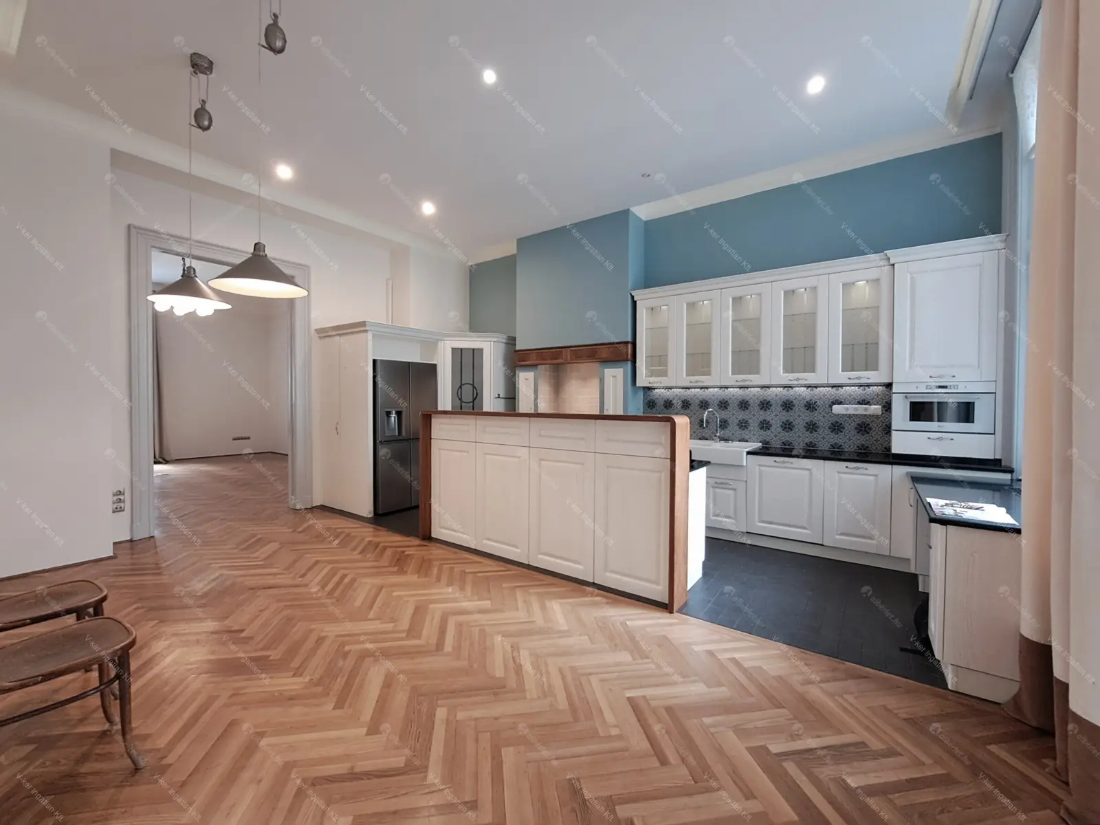 Kiadó albérlet 1522000 Ft/hó áron: Budapest, V. kerület  Szabadság tér. Mérete: 206 nm, 6 szobás | Alberlet.hu - 6651475