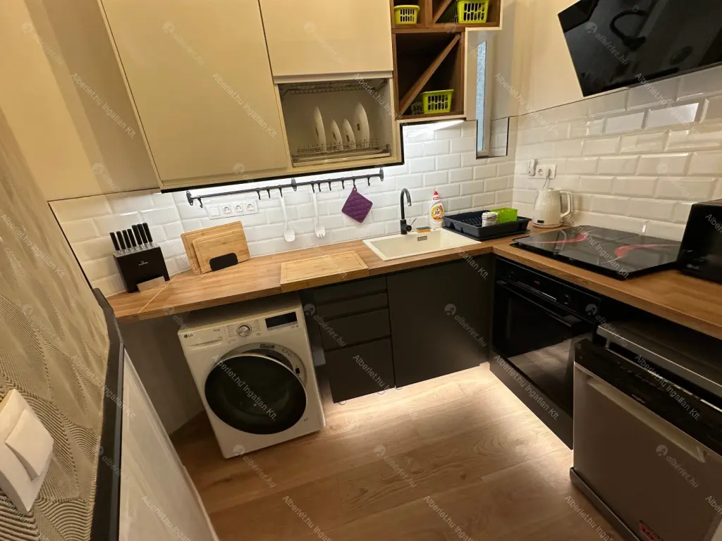 Kiadó albérlet 420000 Ft/hó áron: Budapest, V. kerület  Szalay utca. Mérete: 47 nm, 2 szobás | Alberlet.hu - 6700731