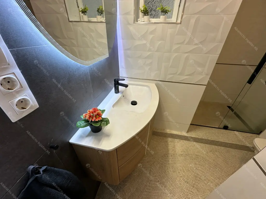 Kiadó albérlet 420000 Ft/hó áron: Budapest, V. kerület  Szalay utca. Mérete: 47 nm, 2 szobás | Alberlet.hu - 6704059