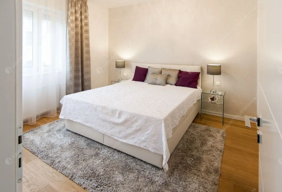 Kiadó albérlet 765000 Ft/hó áron: Budapest, V. kerület  Szalay utca. Mérete: 92 nm, 3 szobás | Alberlet.hu - 5962716